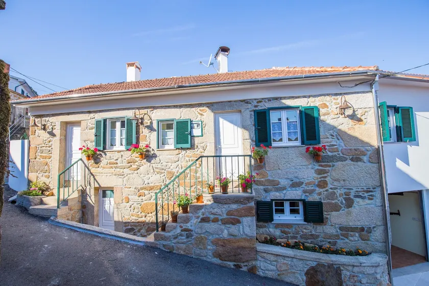 Cabanelas Country House - Image 1