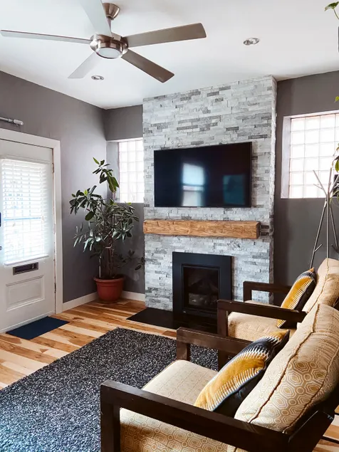 Blue Ox Charming 2 Bedroom Triplex - S Broadway - Image 1