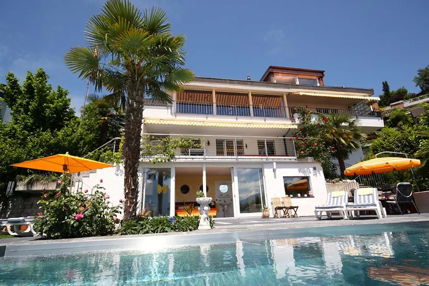 OTIUM- HELIANTHUS, Deluxe Suite with Lake View - Image 1