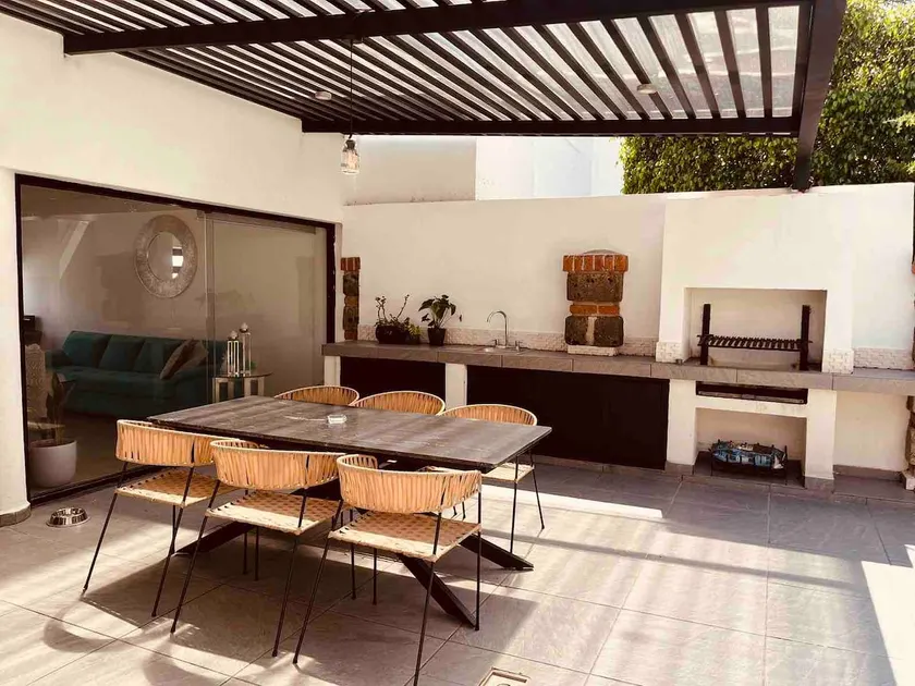 Enjoy the best area of Leon! Casa GranJardín - Image 1