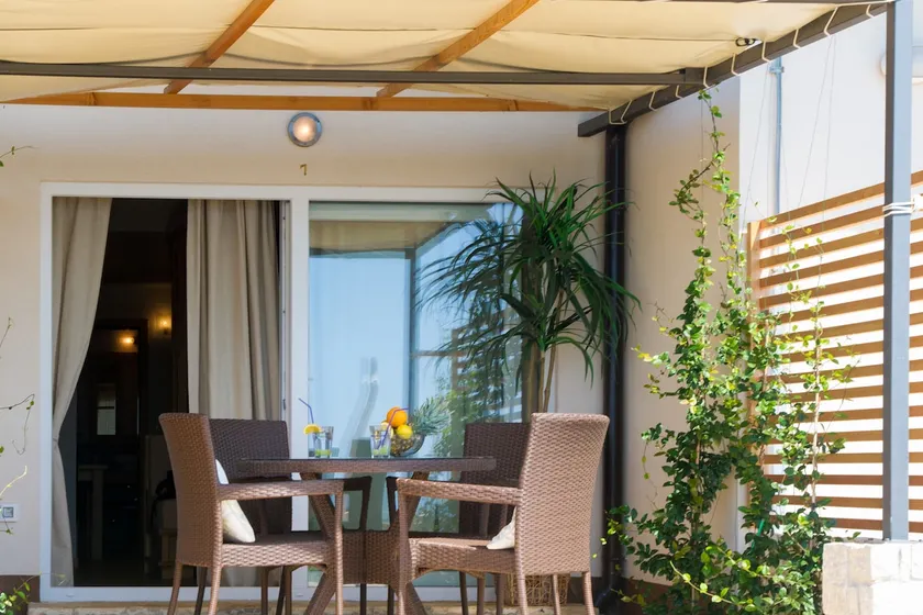 Beach side Apartment For 4 (Up to 6 people) - Image 1