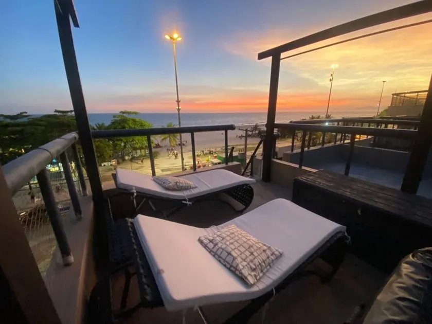 AP Pepê Barra with Jacuzzi Solarium Feet in the Sand - Image 1