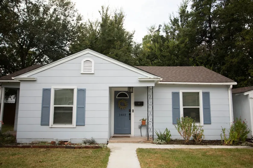 The Little Blue House - Image 1