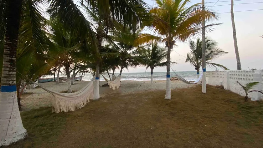 Beautiful oceanfront cottage. A paradise - Image 1