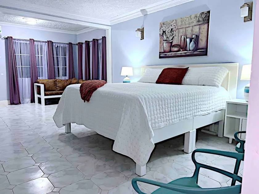 Tranquil north coast studio near Ocho Rios - Image 1