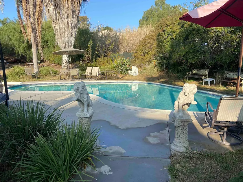 3BDR Gem- Heated Pool & Theater room-10 min to DT - Image 1