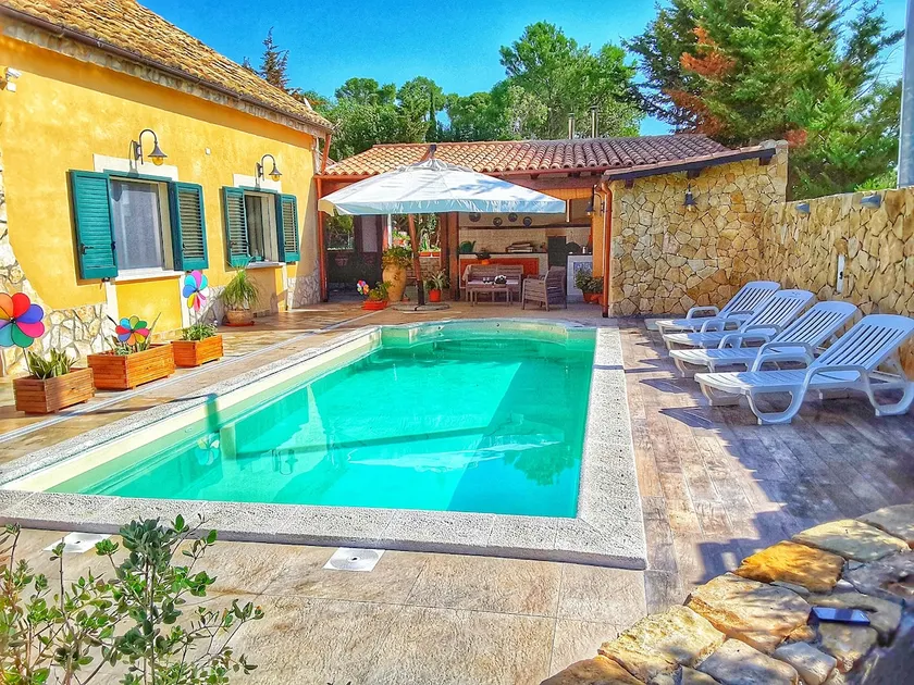 Villa mit Pool nur wenige Kilometer vom Meer entfernt Selinunte - Image 1
