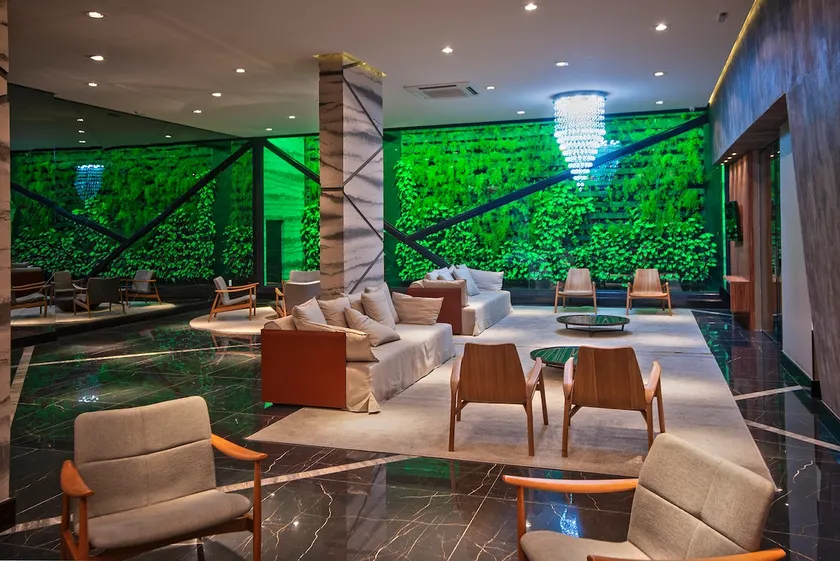 MCZTIME1023 Comfort and Refinement at Ponta Verde - Image 1