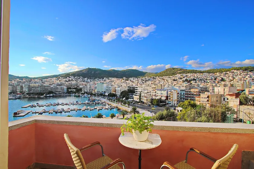 Beautiful guest house with amazing view - Image 1