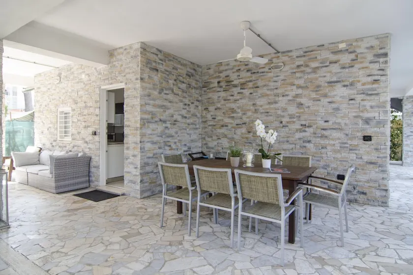 four-room ground floor apartment in Milano Marittima - Image 1