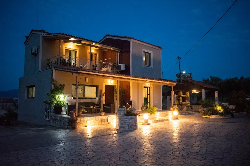 Villeta Nikol - Image 1