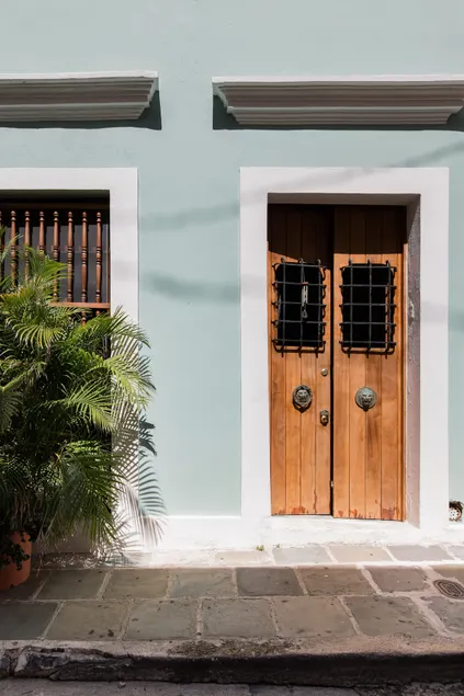 Charming historic Spanish colonial home in exclusive street - Image 1