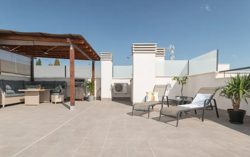 Penthouse, 2-6 people, 150 m to the beach - Image 1
