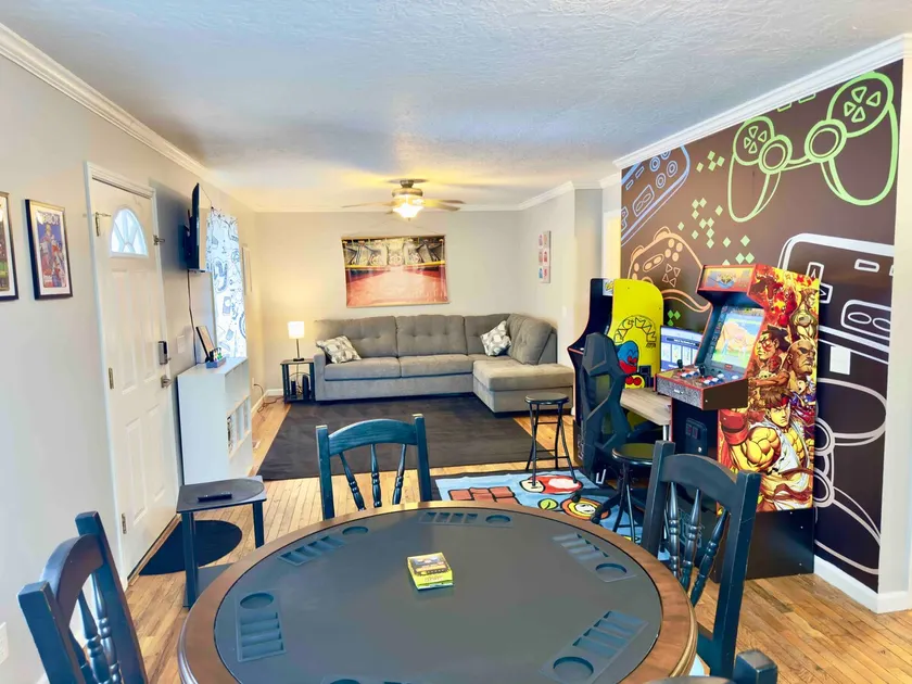 Back Porch * Nintendo System * Card Table * Pets - Image 1