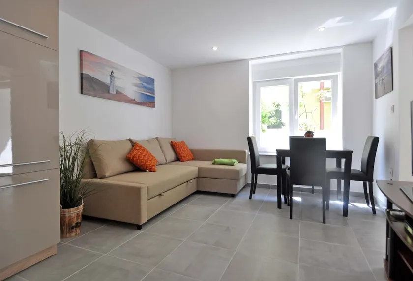 Cozy apartment in Premantura #2 - Image 1