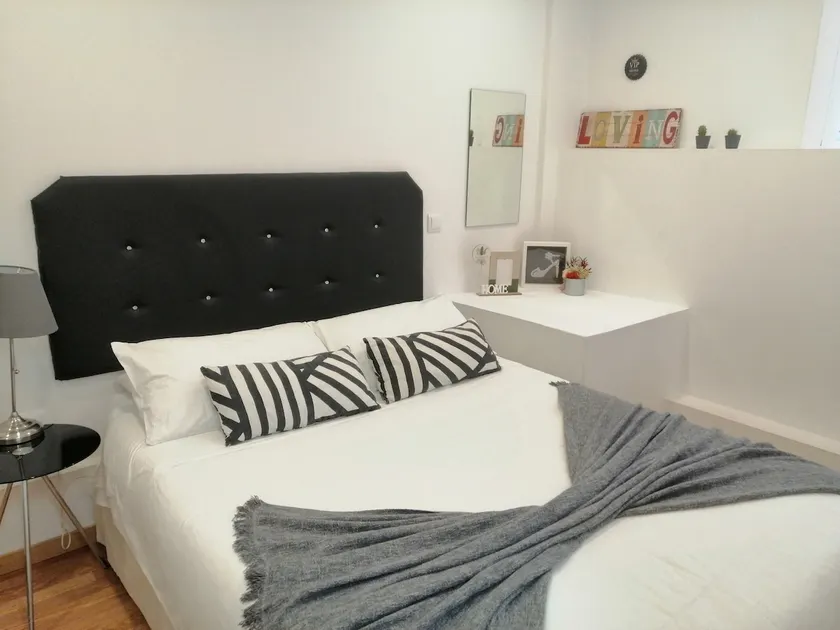 Suite-Apartment Hortaleza - Image 1