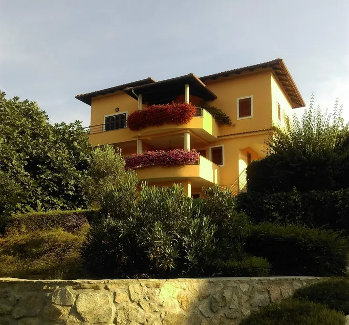 Apartment Vedran 2+2 - Image 1