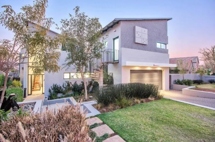 Silver Stream Studio - Image 1