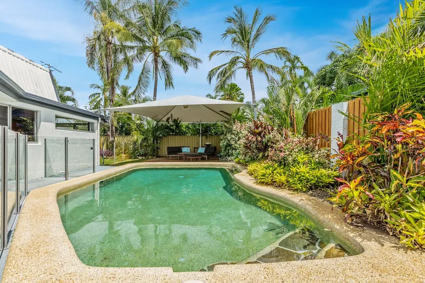 Tropical Beachside Home - Pool, Wifi - Image 1