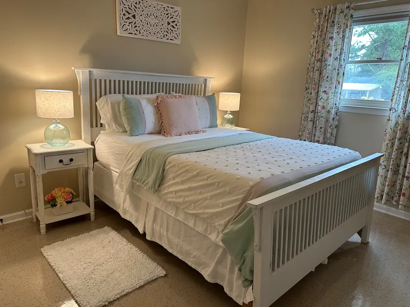 147 Parker’s Home Away - Image 1