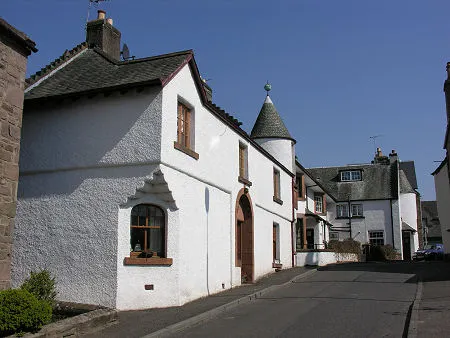 11 George Street Doune - Image 1