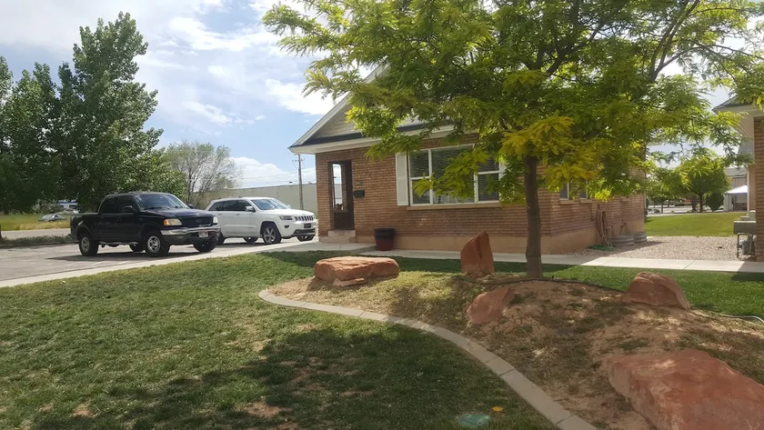 Brady's Bungalow - Image 1