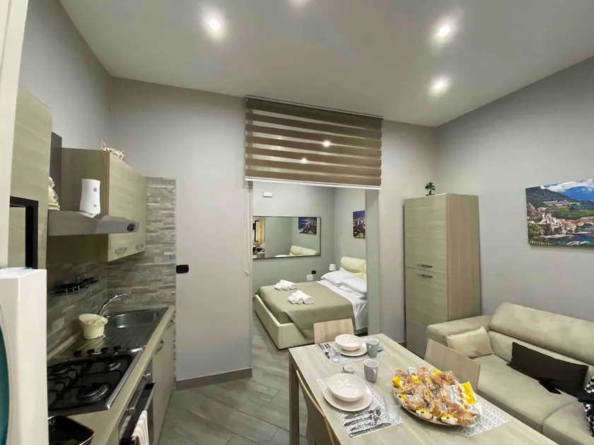 PaPa Home private apartament in centre of Salerno - Image 1