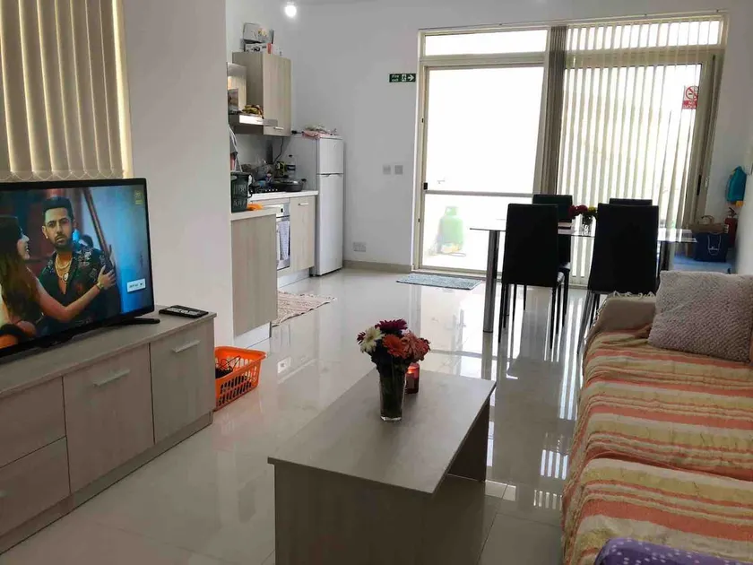 Xlendi penthouse - Image 1