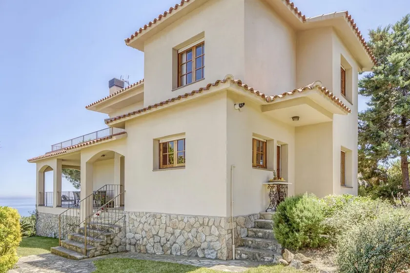 Villa i Arenys de Mar med Havudsigt - Image 1
