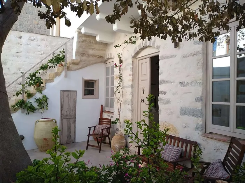 En Patmo Holiday Home - Image 1