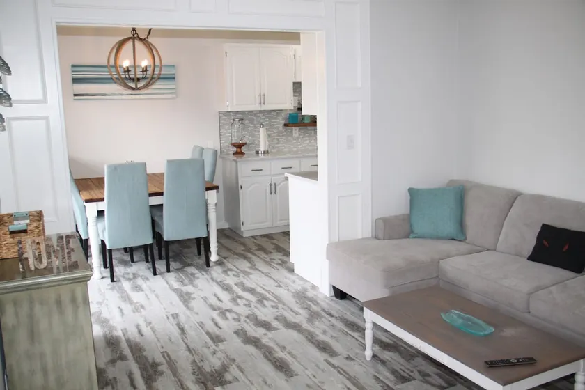 Churchill Beach Retreat - Image 1