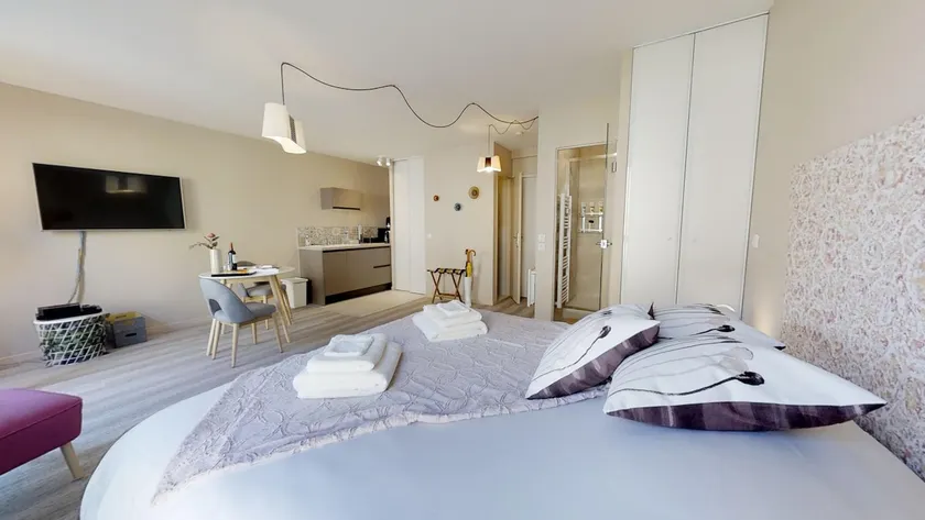 4* Romantic Suite ”As in Venice” Metz - Image 1