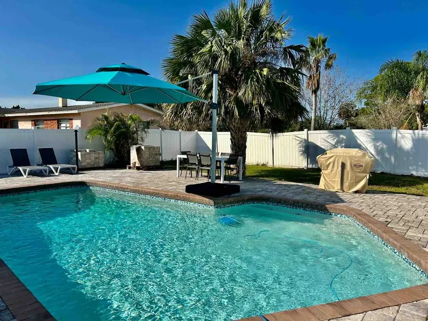 Renovated Home with Private Pool 5 min from Beach - Image 1