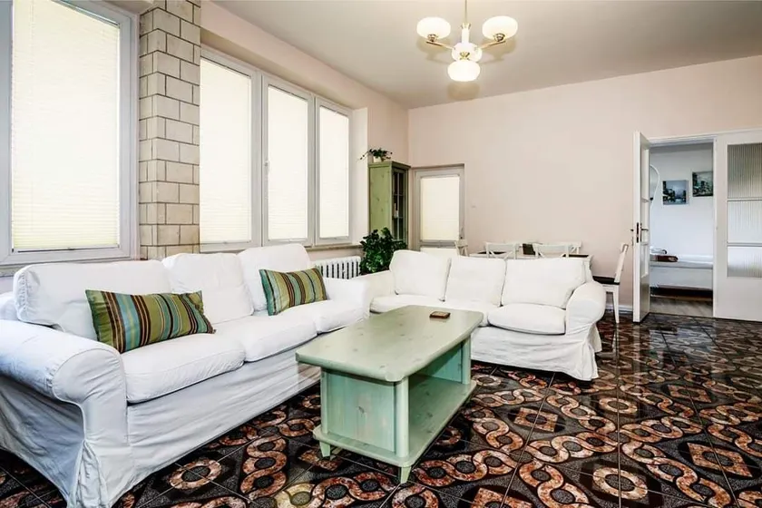 BeeApartments Żywiecka 49 - Image 1