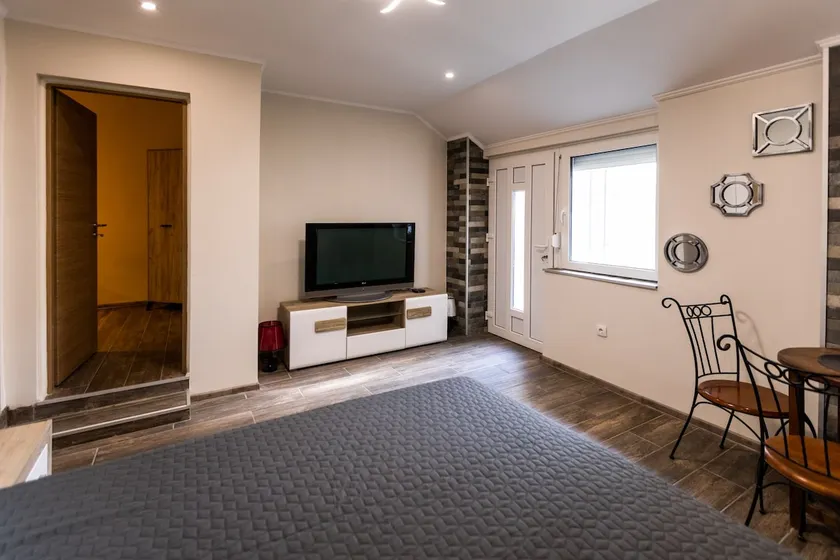 Apartment Scorpio - Image 1