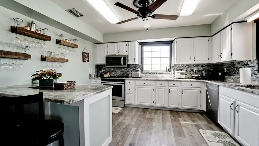 Snead Island Getaway - Image 1