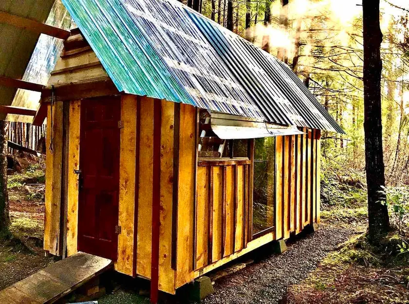 ”Lebanese Den” In the Woods, Off-grid - Image 1