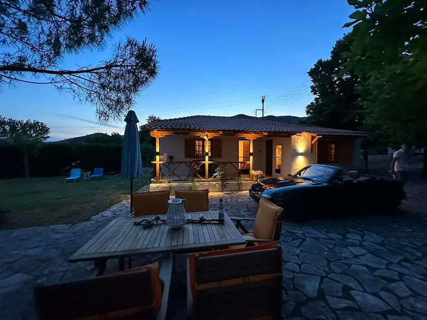 barbarella country house with backyard - Image 1