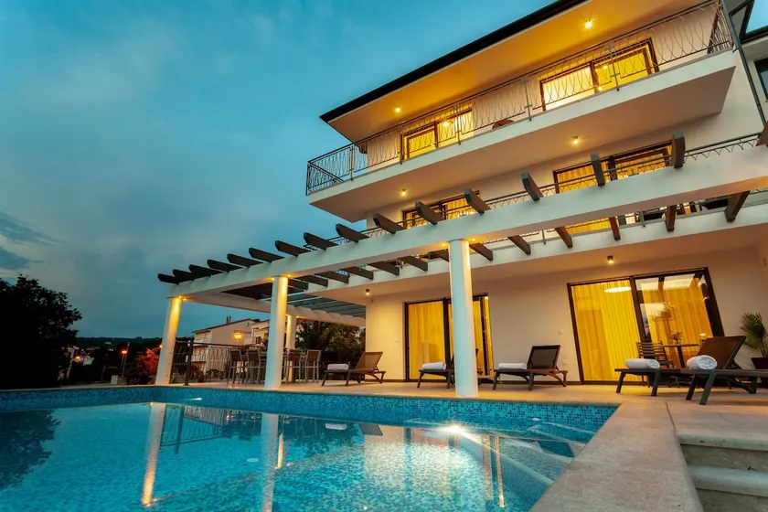 Luxury Villa Rivabel - Image 1
