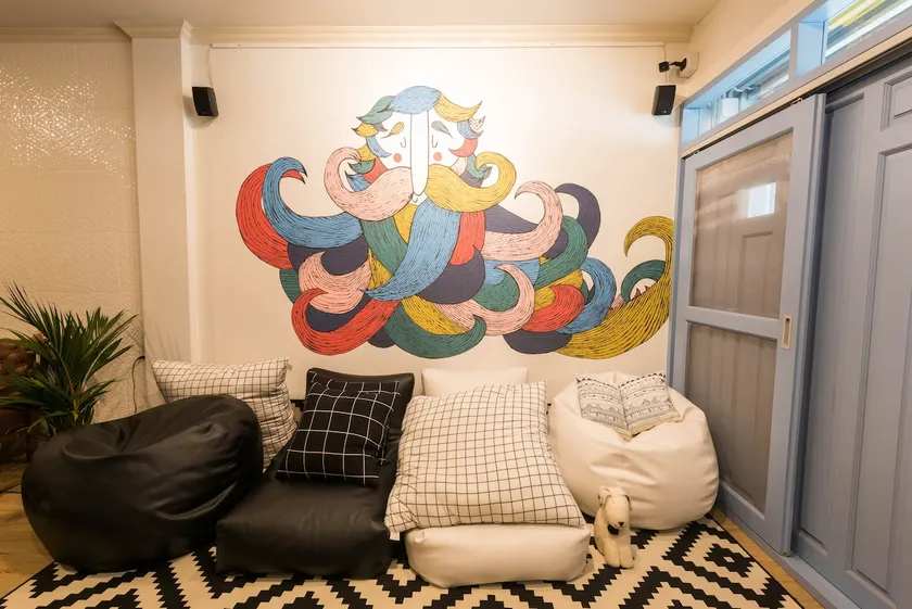 Vacation Townhome near BTS Ekamai - Image 1