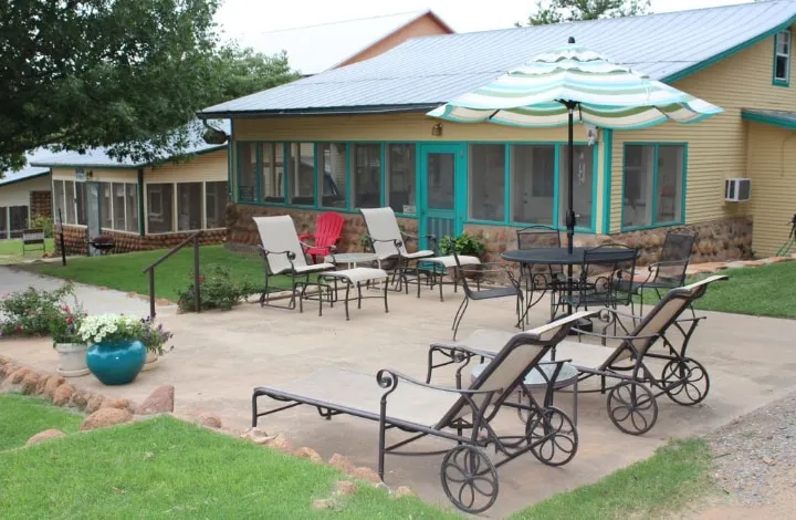 White Horse Lodge - Image 1