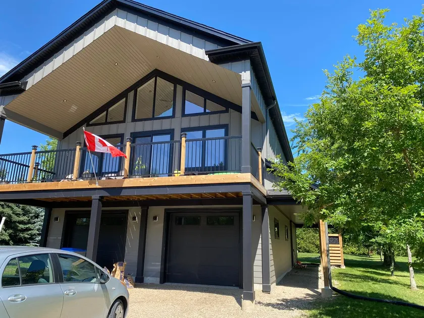 Family Beach Vacation-sleeps 6 - Image 1