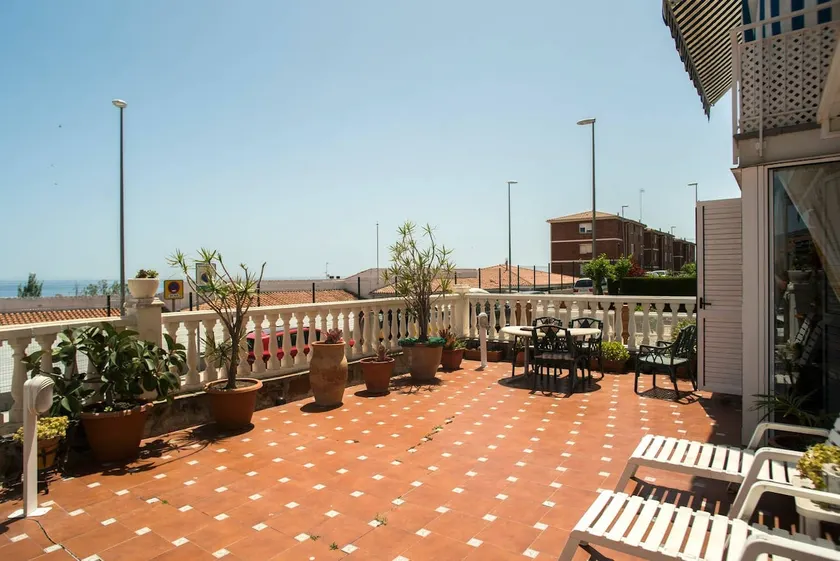 Best sea views, 20 minutes to Barcelona - Image 1