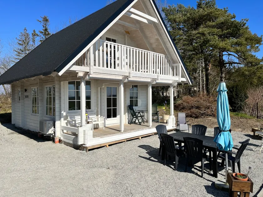 Own house with large plot in Källstorp, near Klagstorp - Image 1