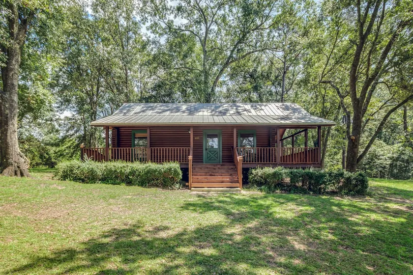 Tranquility Cabin with newly remodeled bathroom! - Image 1