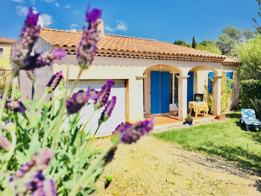 Charming Provençal Villa with Pool nearby - Image 1