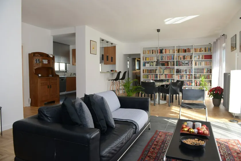 Boutique Apartment in Chalandri - Image 1