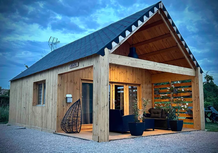 Chalet Agata • 4 people • Covered terrace & parking - Image 1