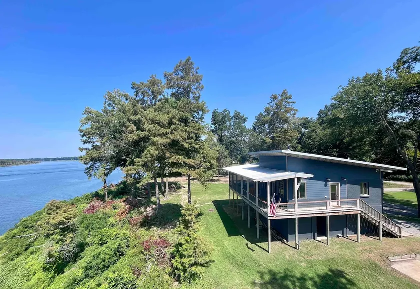 The Overlook at Bachelor Bend on Lake Ferguson - Image 1