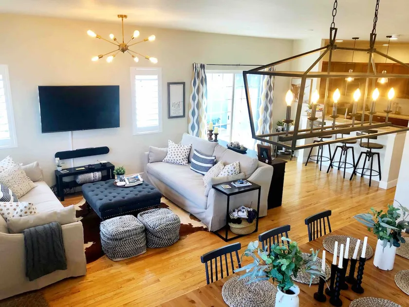 Amazing 4B house; DOG friendly w/fenced yard;OTN - Image 1